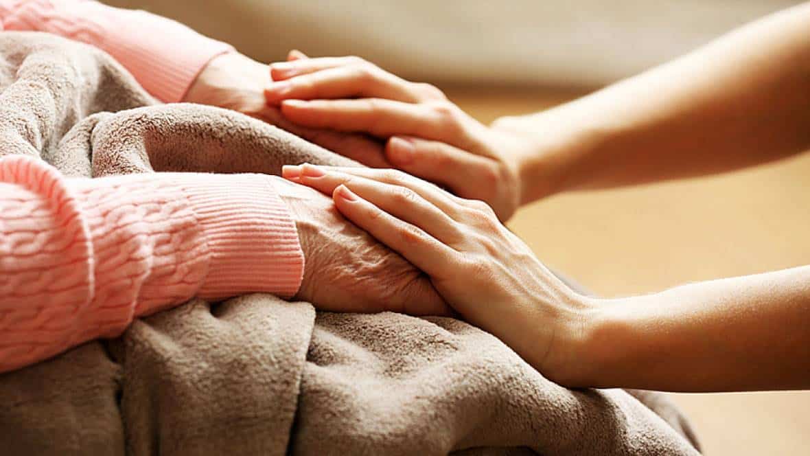 Phòng chống ngược đãi người cao tuổi: Còn đó những khoảng trống