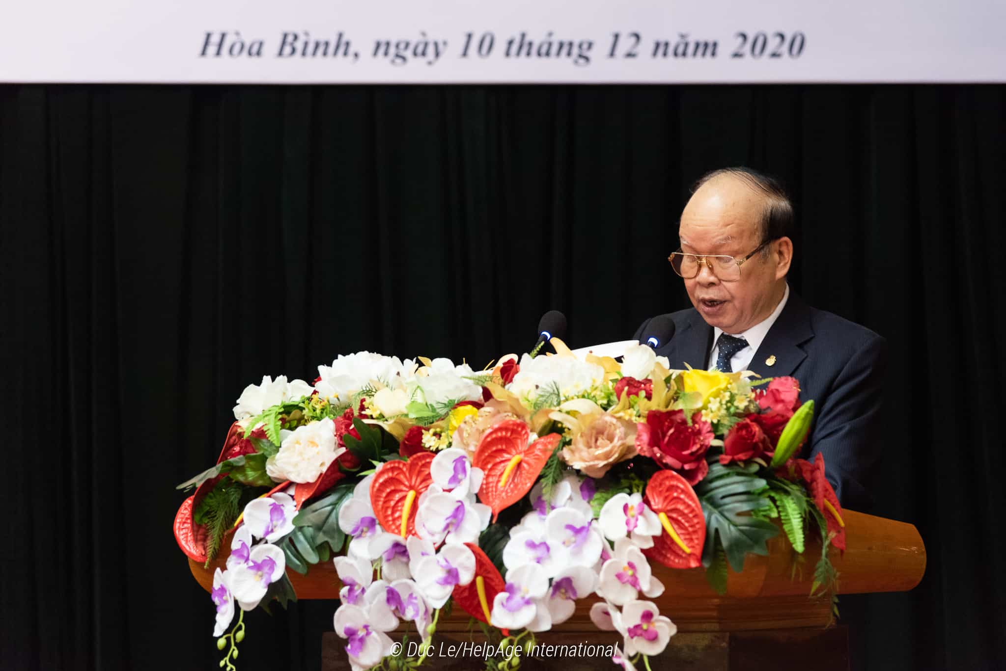 Hội nghị Tổng kết Dự án VIE070 “Hỗ trợ người cao tuổi thiệt thòi thông qua nhân rộng Câu lạc bộ Liên thế hệ Tự giúp nhau ở Việt Nam” tại tỉnh Hòa Bình