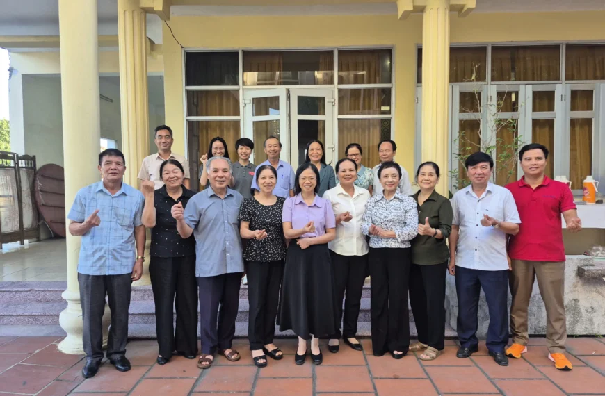 Nâng cao năng lực cộng đồng: Khóa Tập huấn Giảng viên nguồn về Câu lạc bộ Liên thế hệ Tự giúp nhau tại Ninh Bình